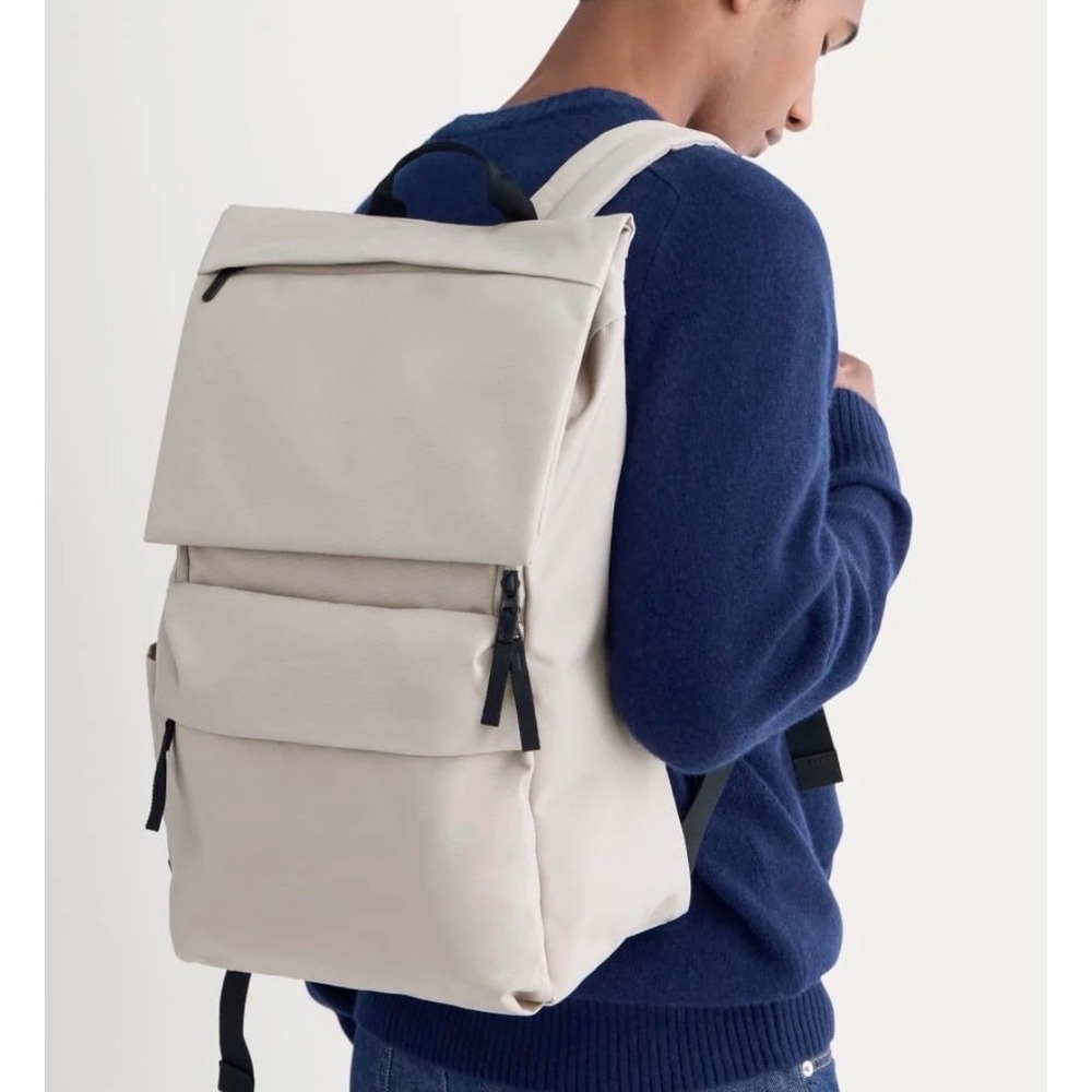 Everlane ReNew Transit Backpack Warm Quartz Beige Recycled Laptop Bag Mens Women
